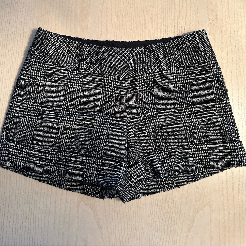 Express Shorts